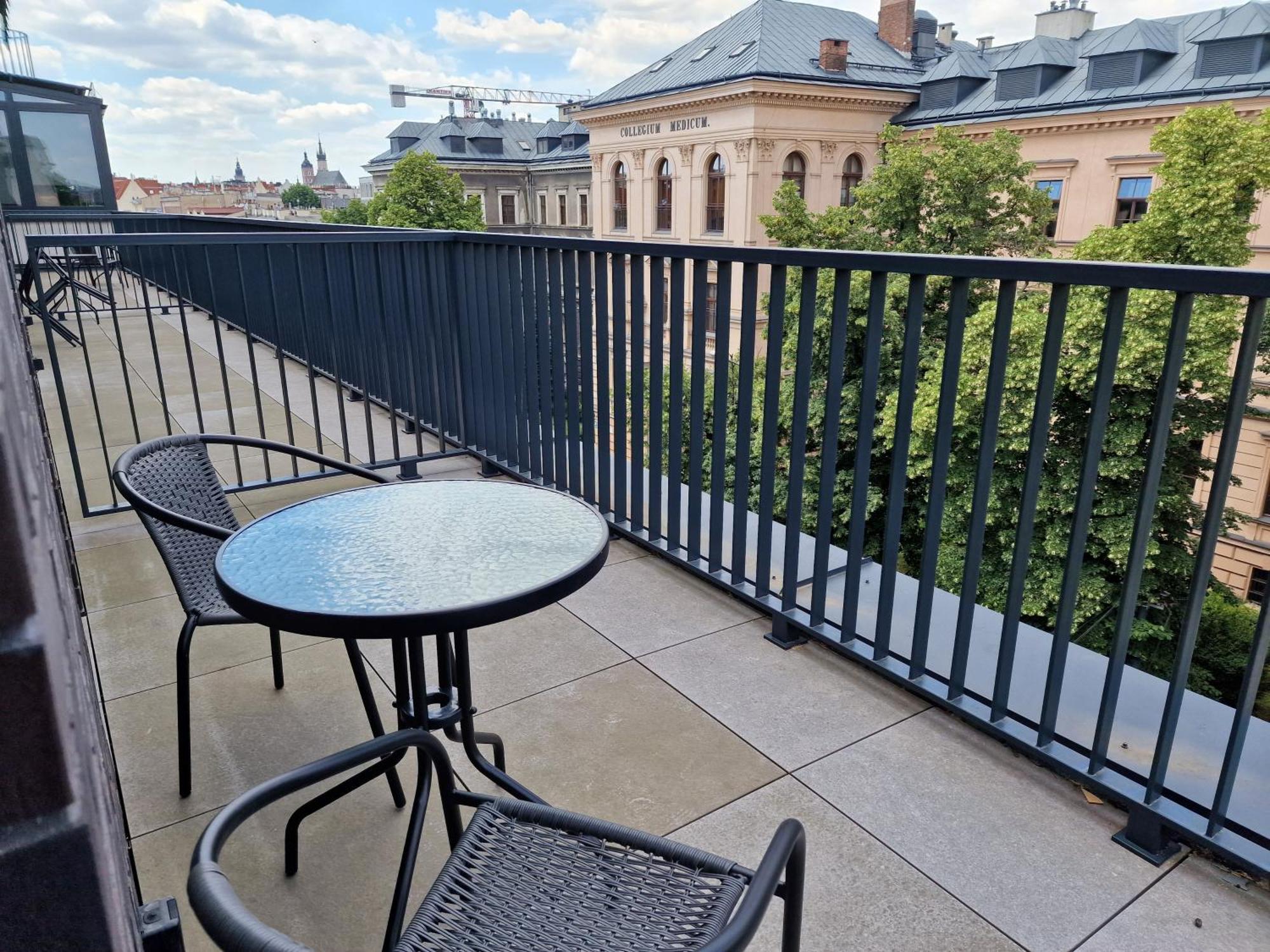 Inpoint Apartments G11 Near Old Town & Kazimierz District & Parking Option Kraków Pokój zdjęcie